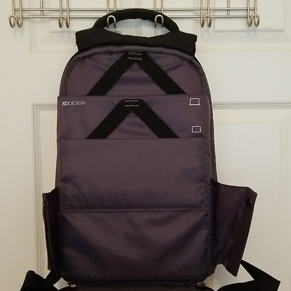 XDDesign Bobby Backpack - Picture 4 of 7